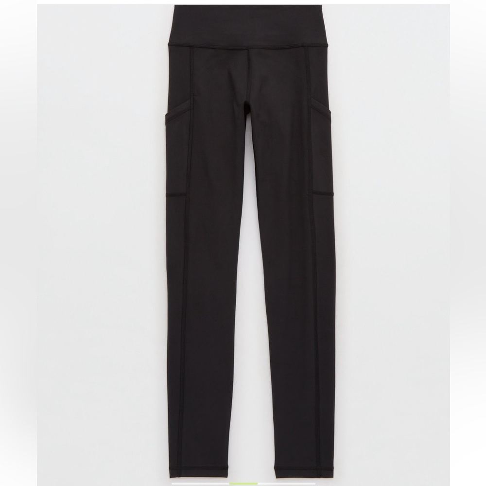 American Eagle “the everything” legging with pockets